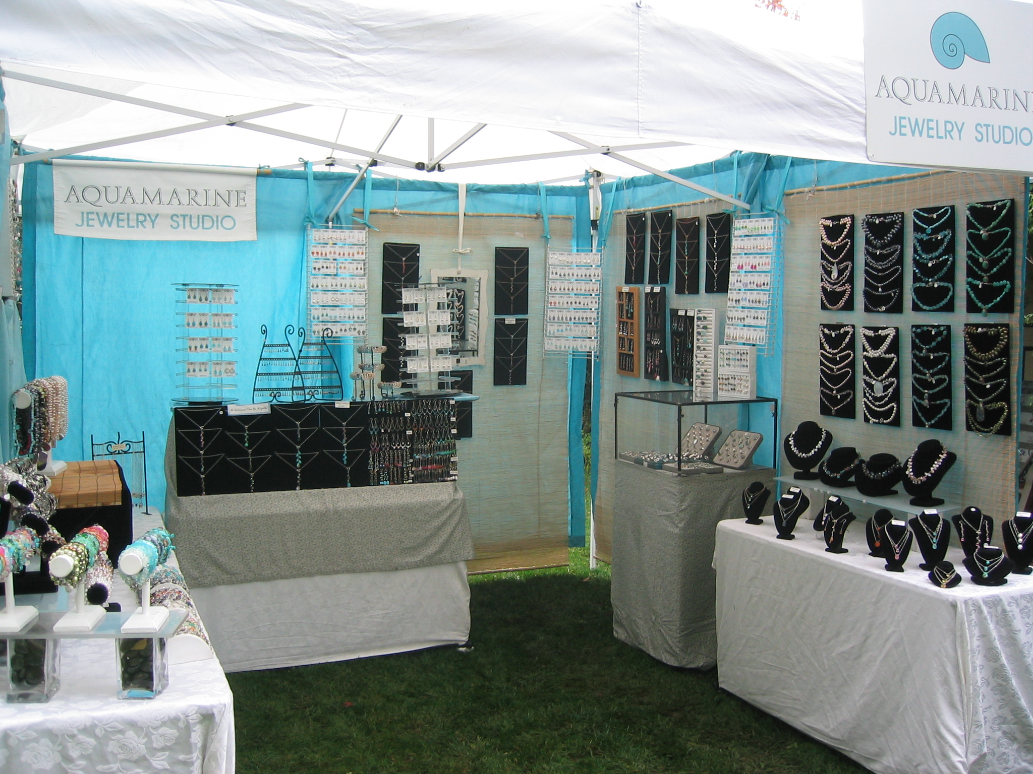 Aquamarine jewelry Studio